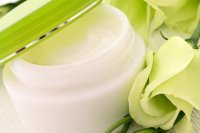 Как можно продлить жизнь косметике